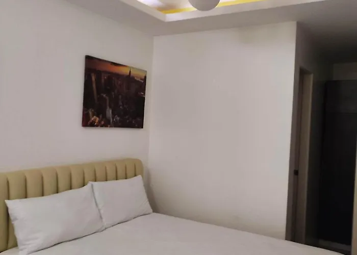 Bay Balcony Haven: Affordable Staycation With Pool & Sauna Manila